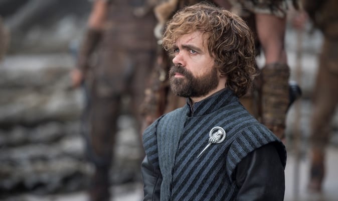 Imagem promocional de Tyrion na série Game of Thrones