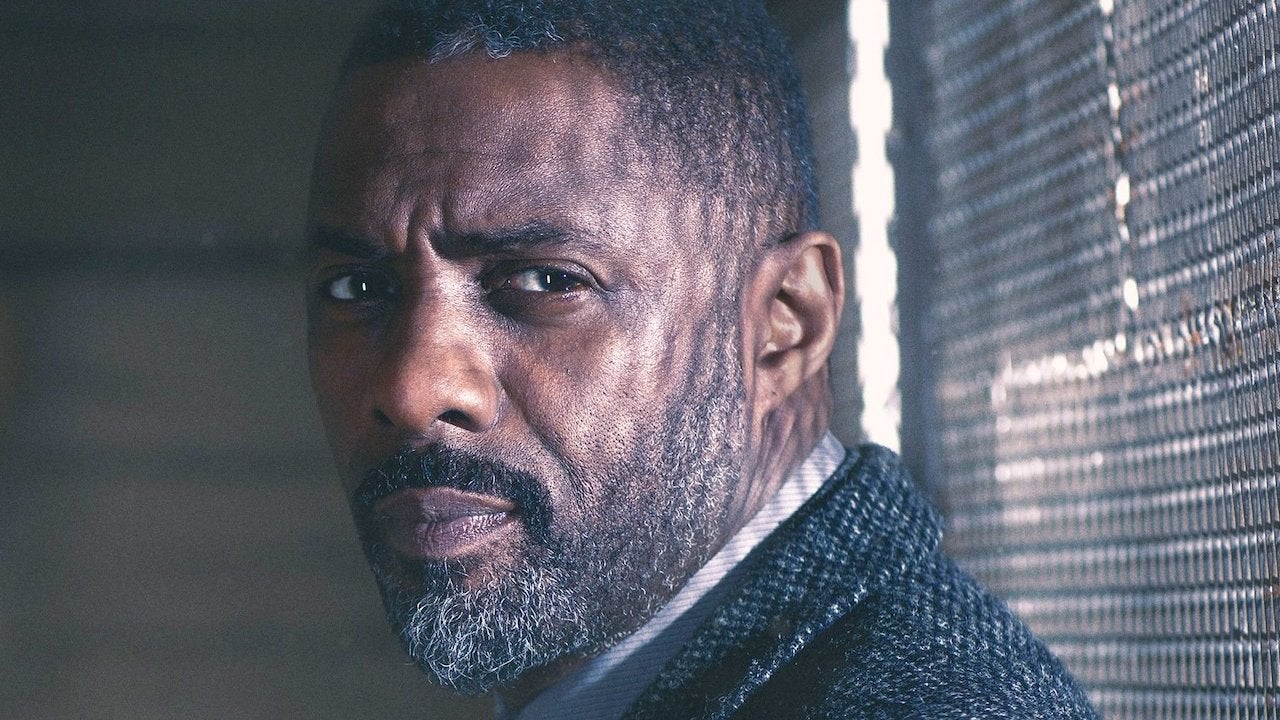 Luther O Cair da Noite imagem oficial do filme com Idris Elba