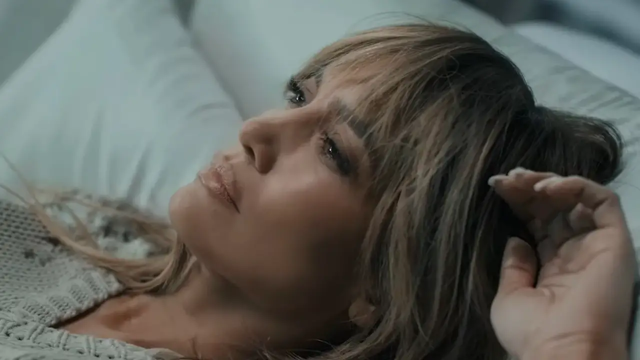 Imagem da cantora e atriz Jennifer Lopez em This is Me... Now: A Love Story